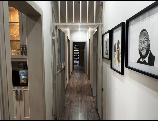 4 BEDROOM FREEHOLD FOR SALE IN KAMEELDRIFT EAST
